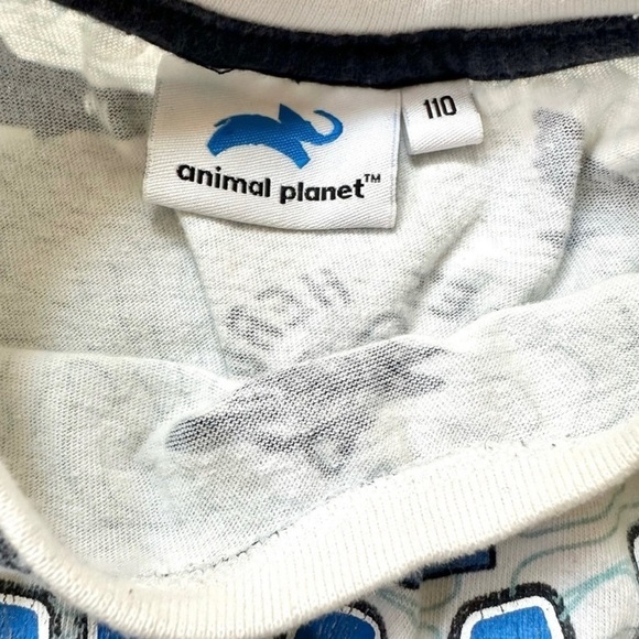 ⭐️ 5 for $25 A Lot of 2 Items Oshkosh Pants & Animal Planet Top Size 4 T - 5 T - Picture 10 of 10